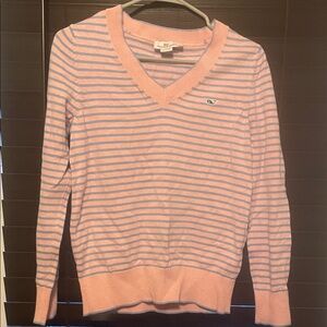 Vineyard Vines Women's Light Pink and Blue V-Neck Sweater
